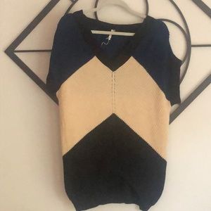 Willow & Clay short sleeve tunic sweater